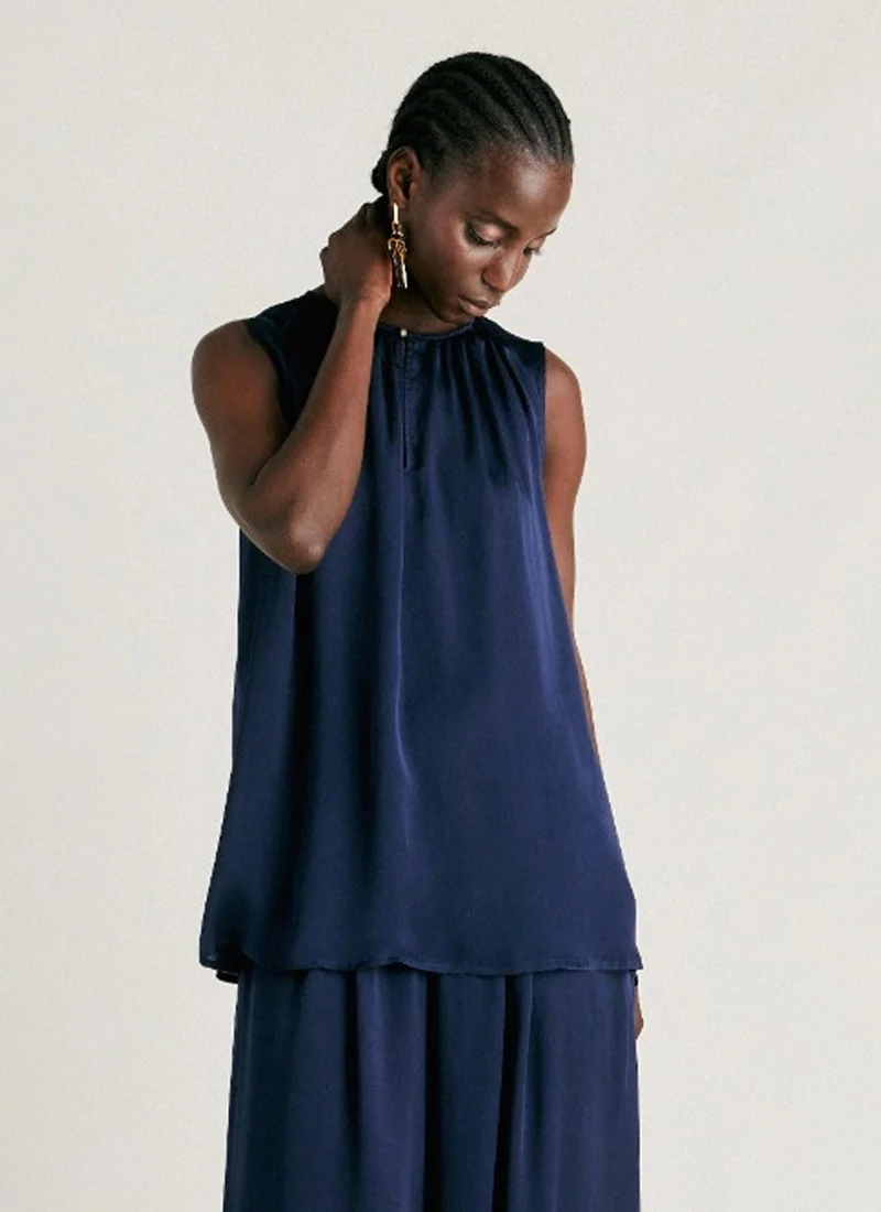 Cris Sleeveless Top