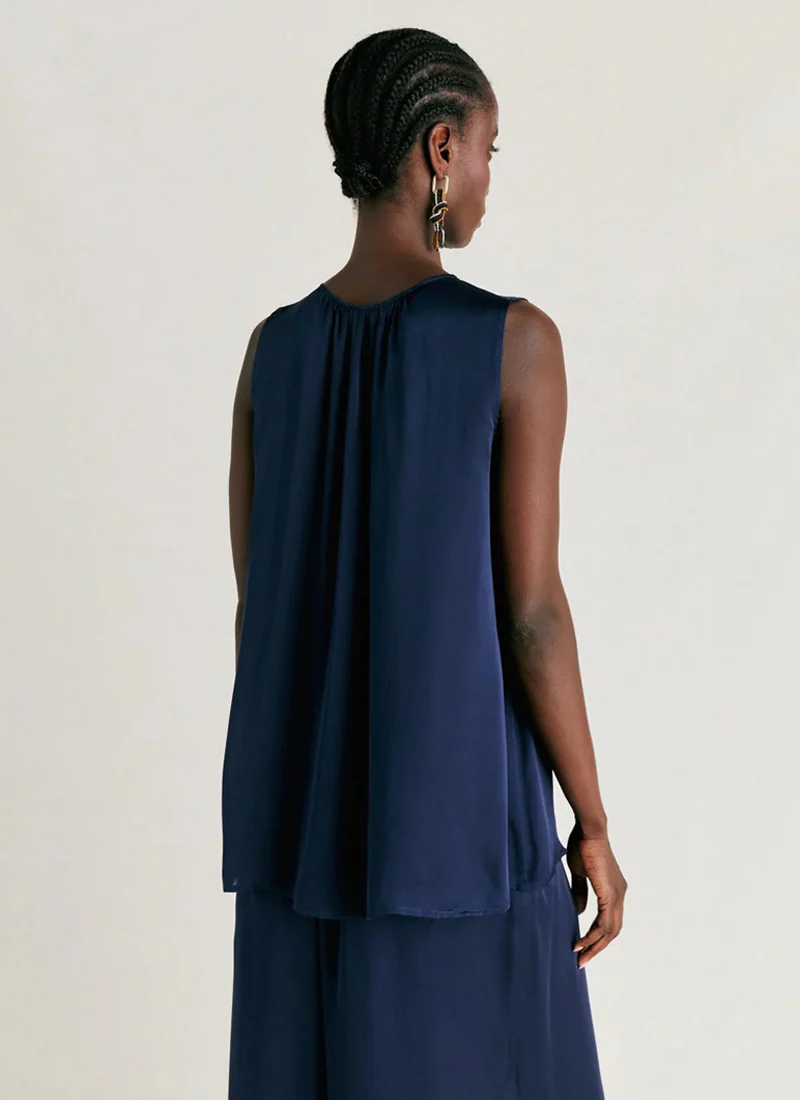 Cris Sleeveless Top - Image 2