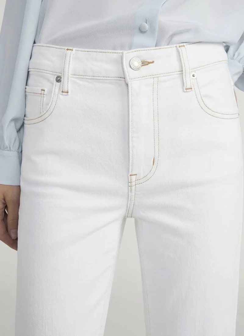 The Mellow Straight Leg Jeans - Image 3
