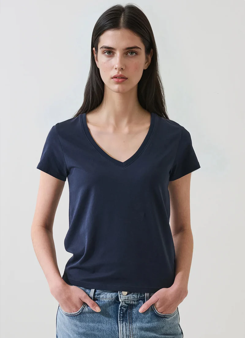 Pima Cotton Stretch Slim V-Neck T-Shirt - Image 3